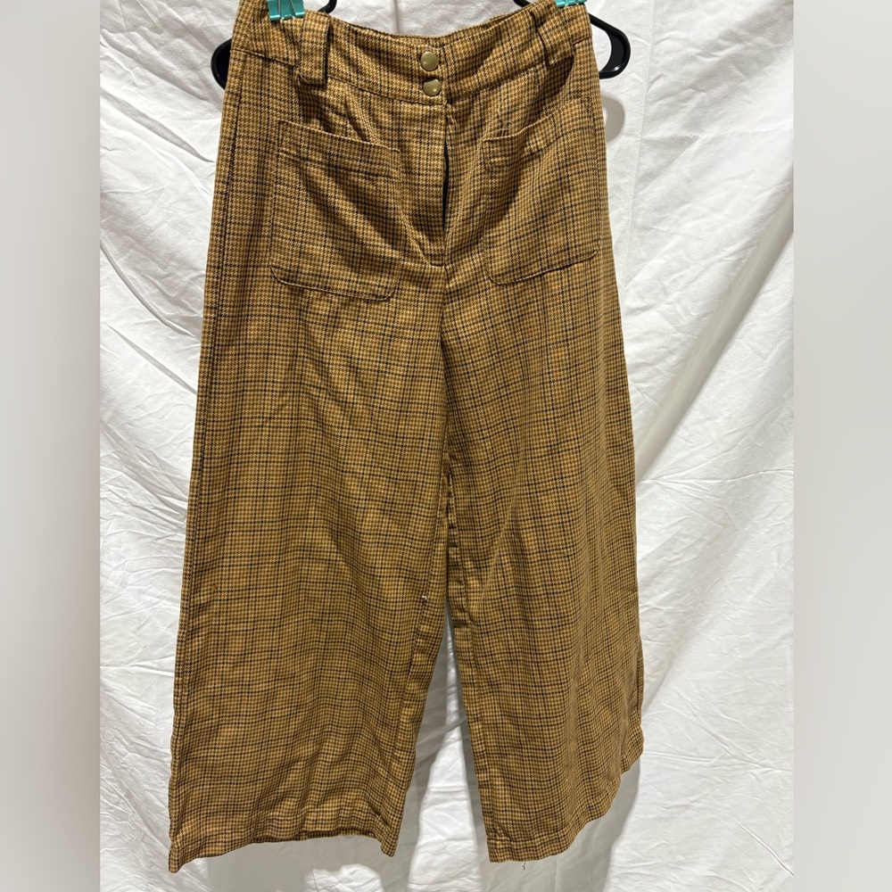Forever 21 Tan Checkered